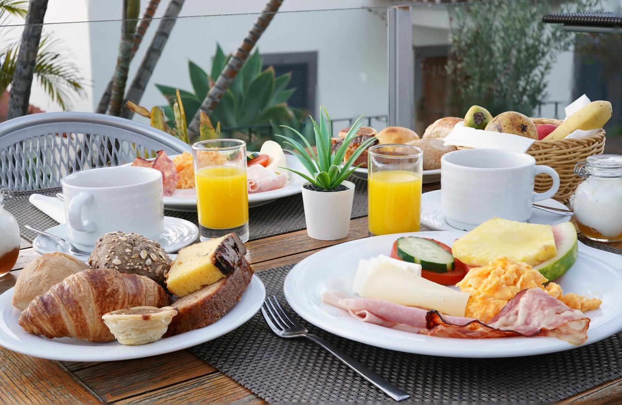 Vila Camacho Guest House Φουνκάλ Εξωτερικό φωτογραφία